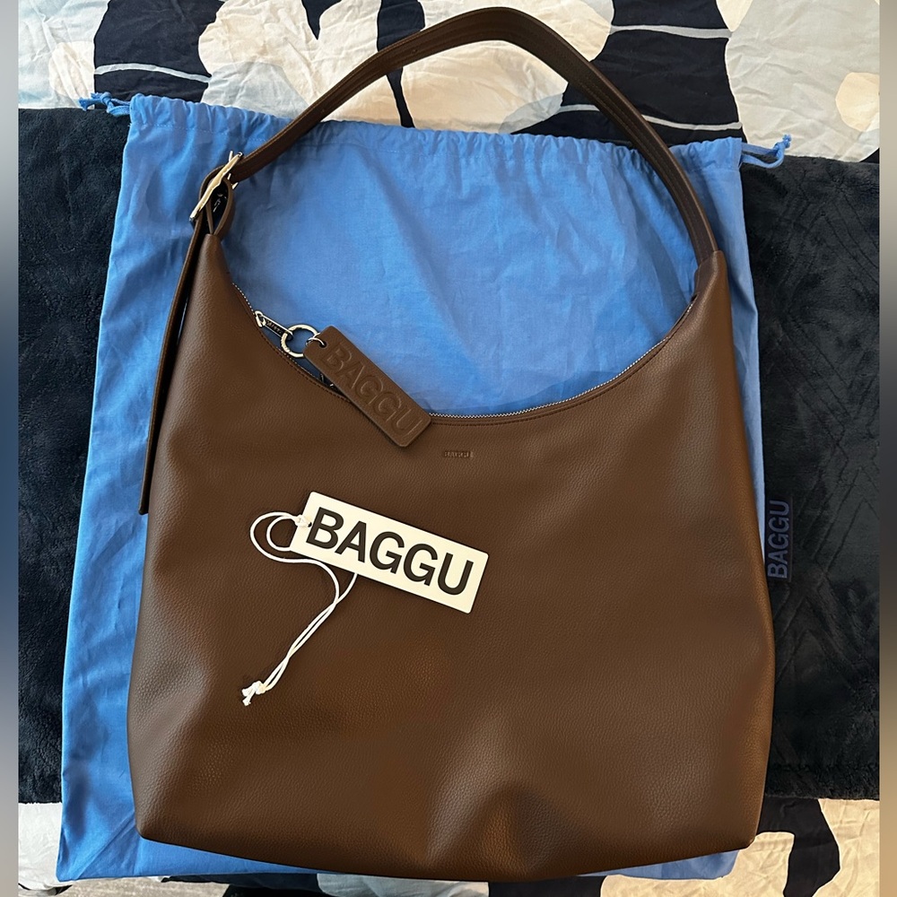 BAGGU Recycled Leather Shoulder Bag